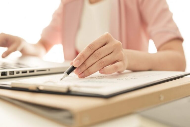 Виставлення рахунків-фактур у Польщі: що повинен знати кожен підприємець